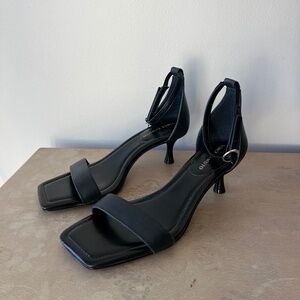 Vince Camuto Black Heels – Size 6.5 (Brand New)